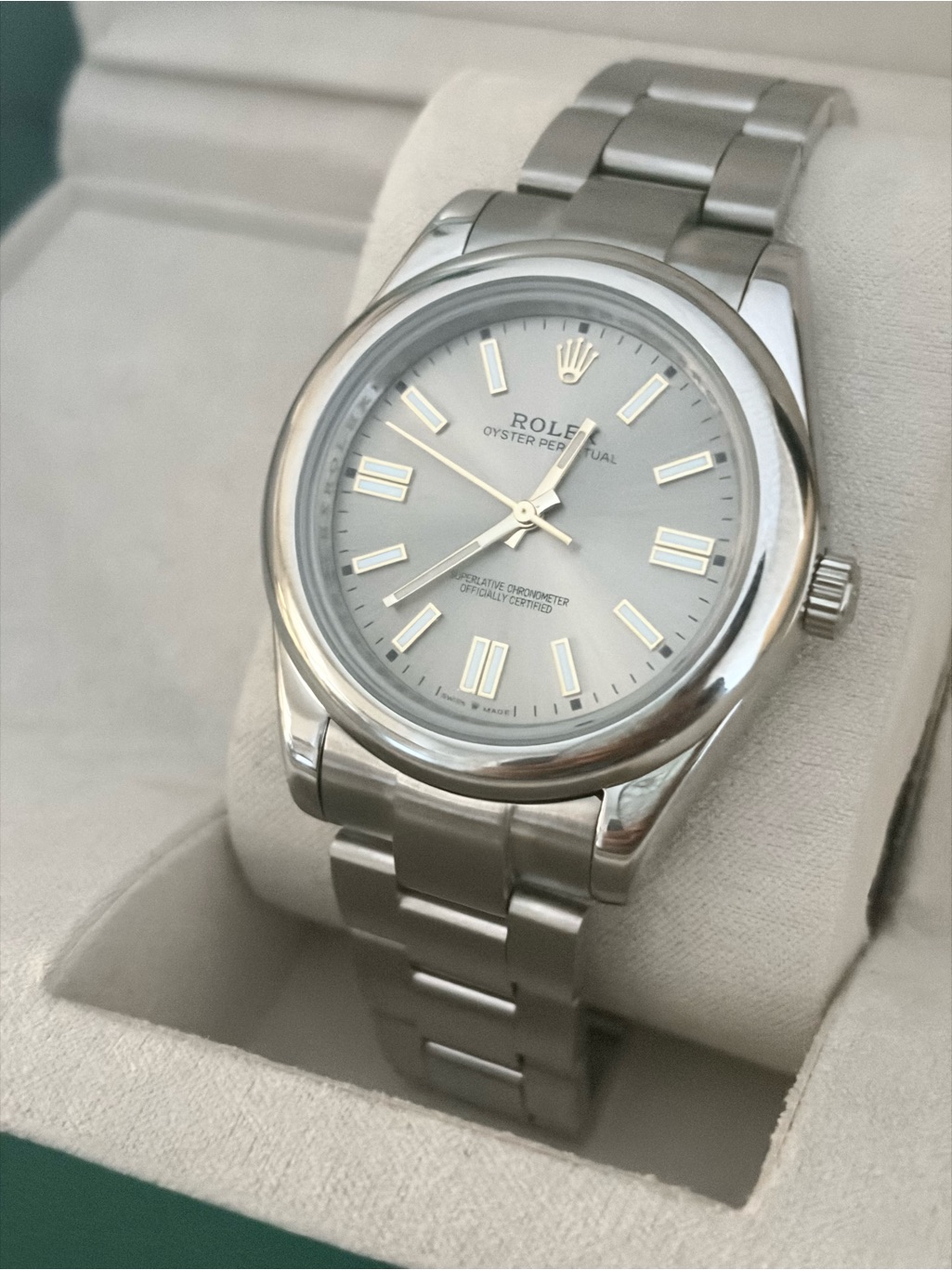 Rolex Oyster Perpetual 126000 Silver Oyster Bracelet With Silver Bezel